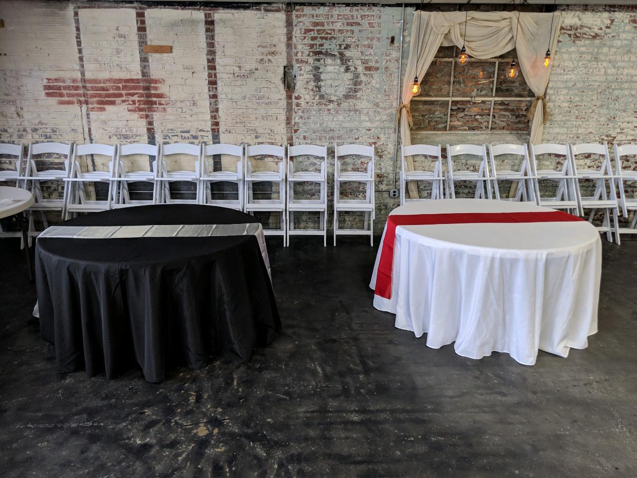 Black and white tablecloth samples